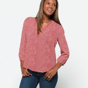 Women's Blouse New w/o tags